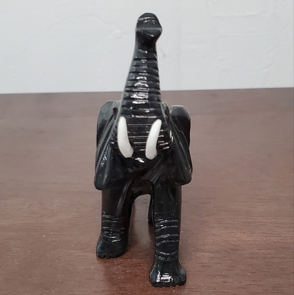 Obsidian Crystal Elephant - Picture 4 of 8